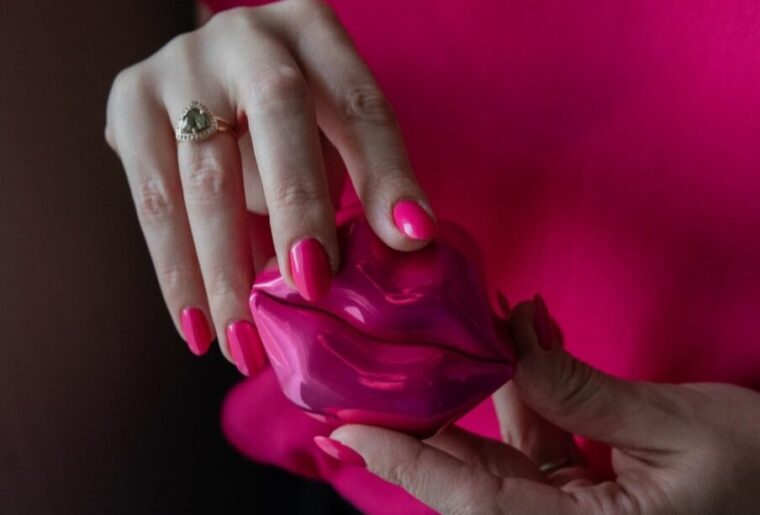 Permanentinis makiažas lūpoms